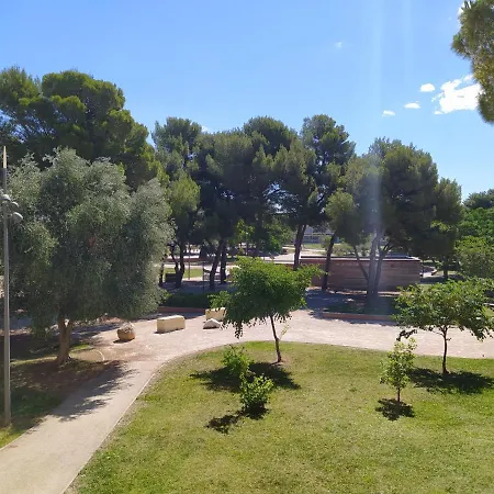 A Les Bains * Balaruc-les-Bains